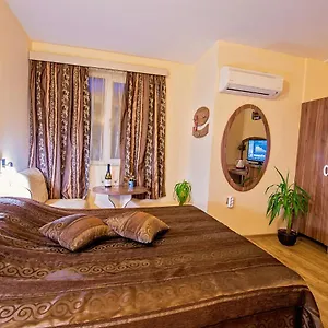 3* Отель Color