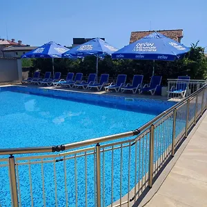 Vemara Boutique Hotel-free Parking Hotel
