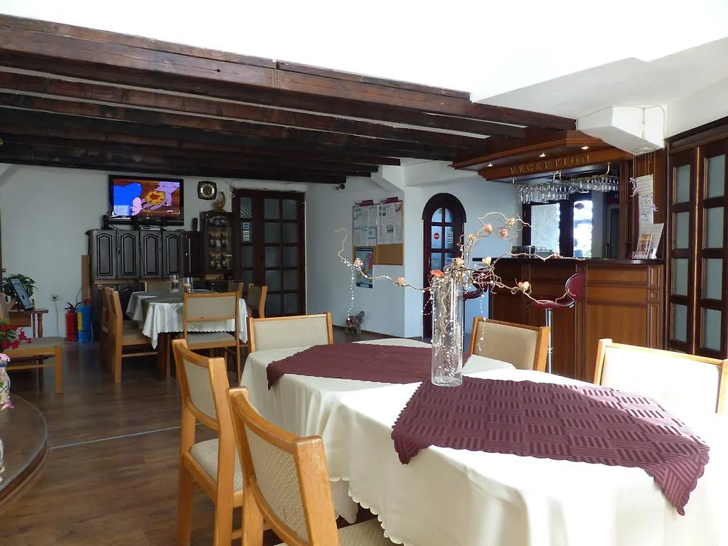 **  Guest House Delphini Warna Bułgaria