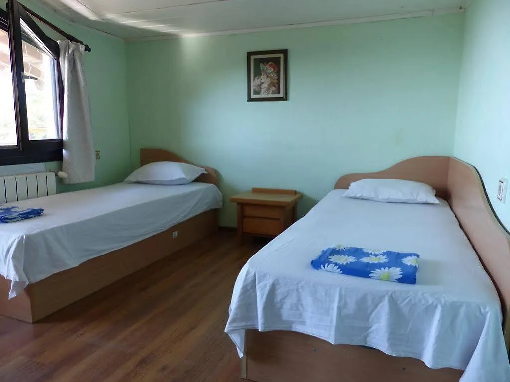 Guest House Delphini Warna Bułgaria